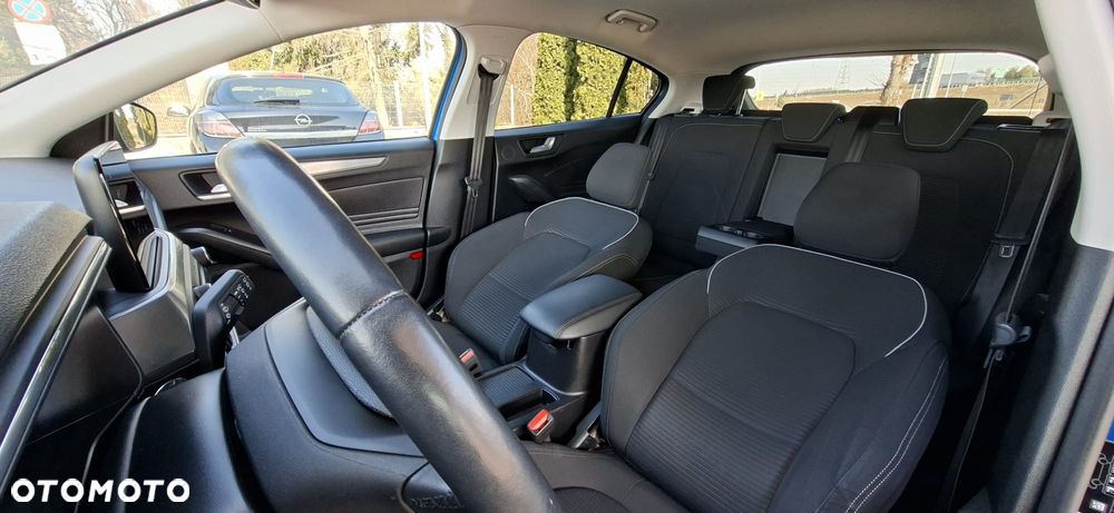 Ford Focus 1.0 EcoBoost Active - 21