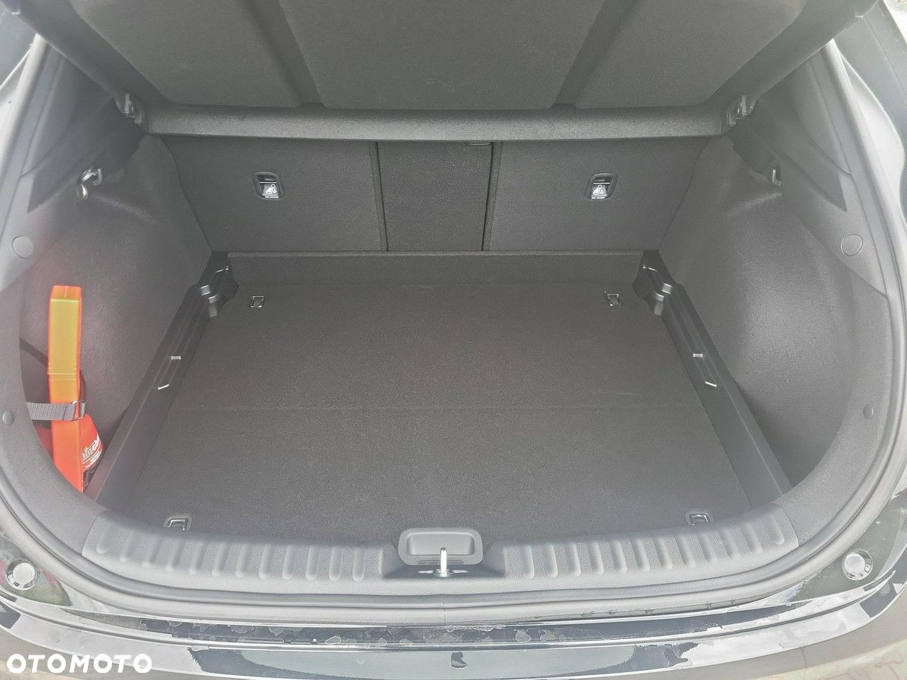 Kia XCeed - 22