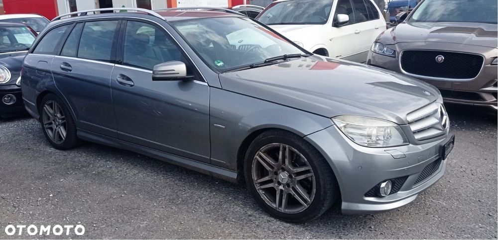 Mercedes-Benz Klasa C 320 CDI DPF 4Matic 7G-TRONIC Elegance - 5