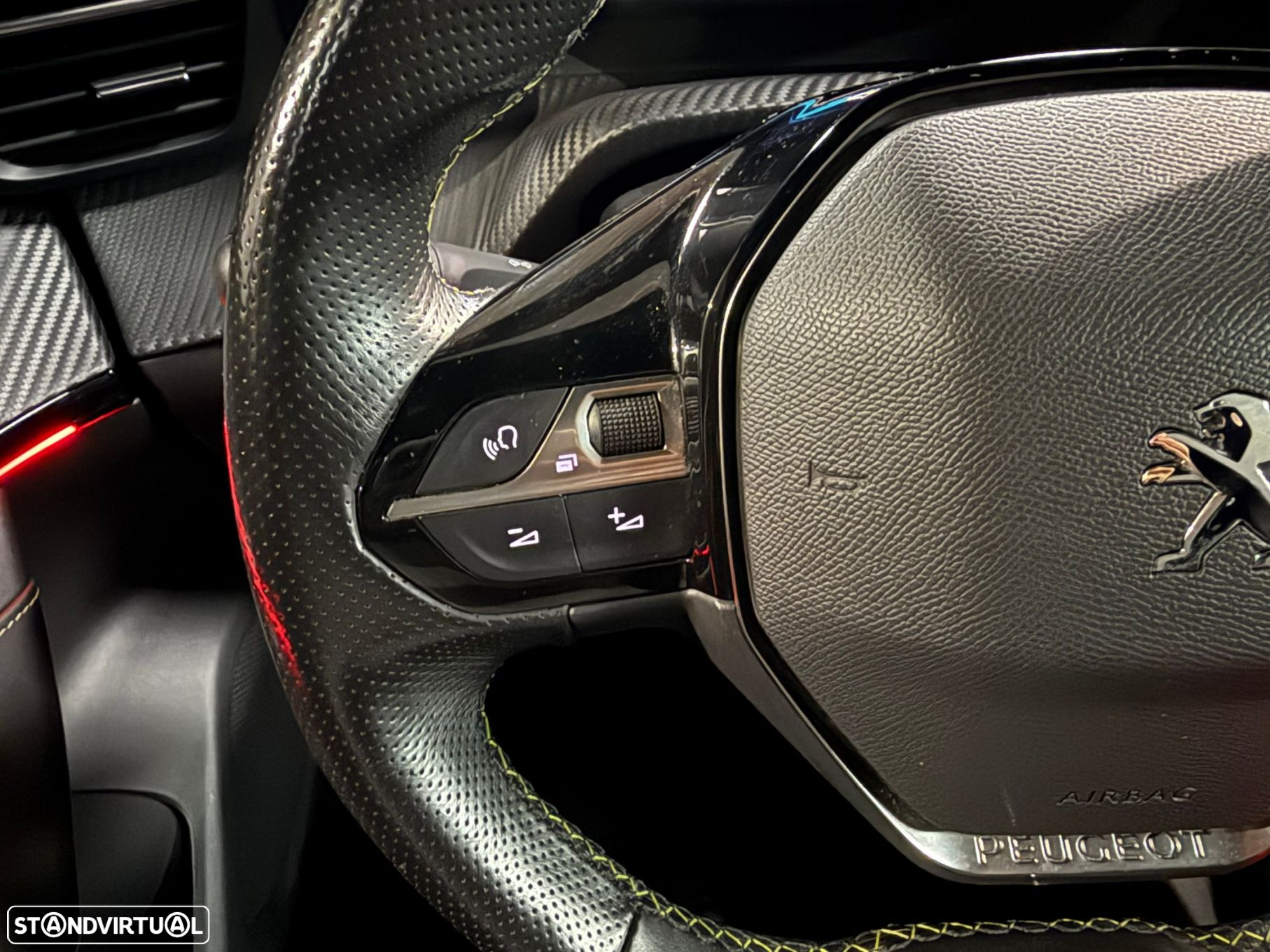Peugeot e-2008 50 kWh GT - 18