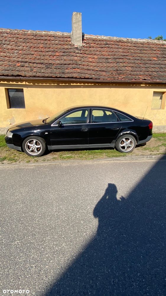 Audi A6 Avant 2.5 TDI - 1