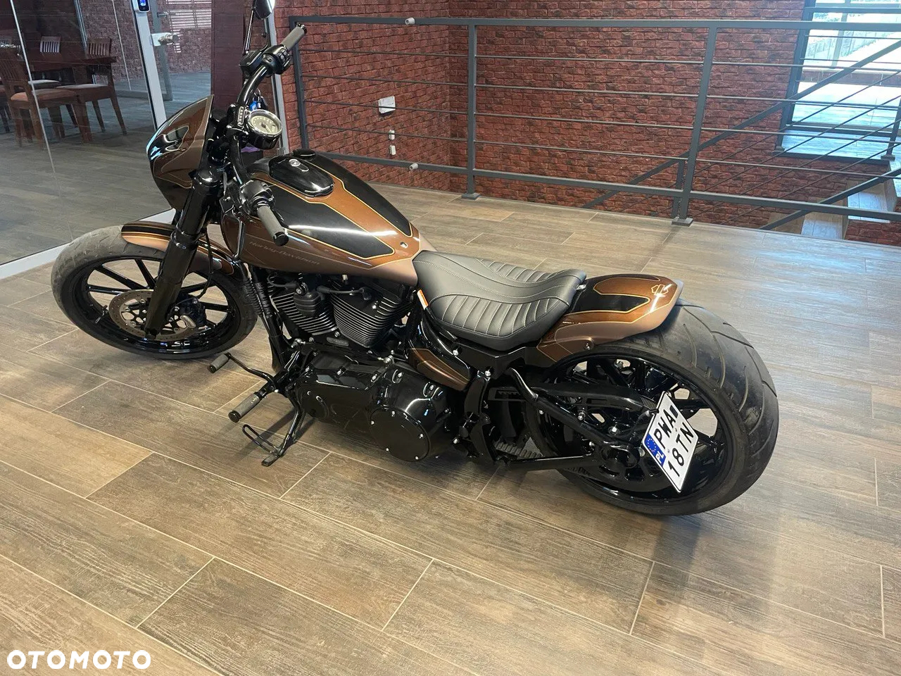 Harley-Davidson FXSB Breakout - 3