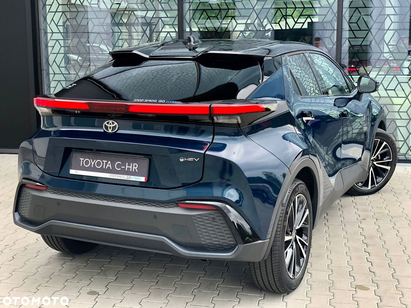 Toyota C-HR - 12