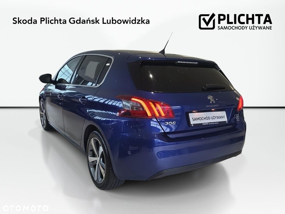 Peugeot 308 - 8