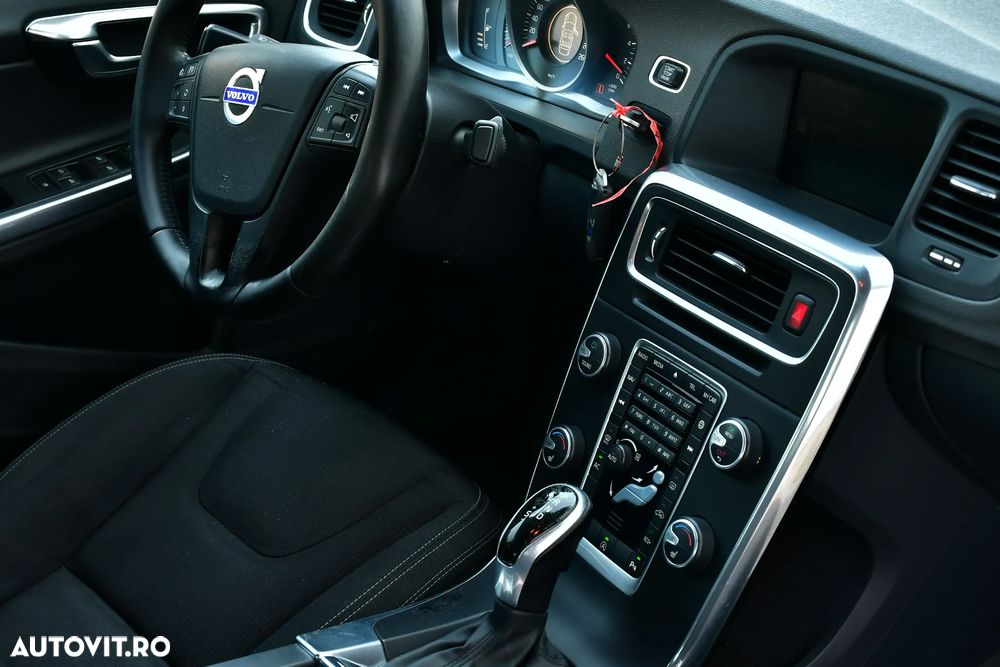 Volvo S60 - 16