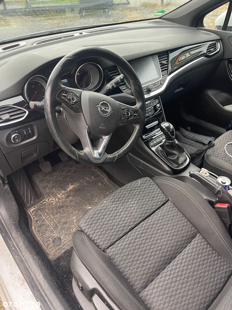 Opel Astra - 6
