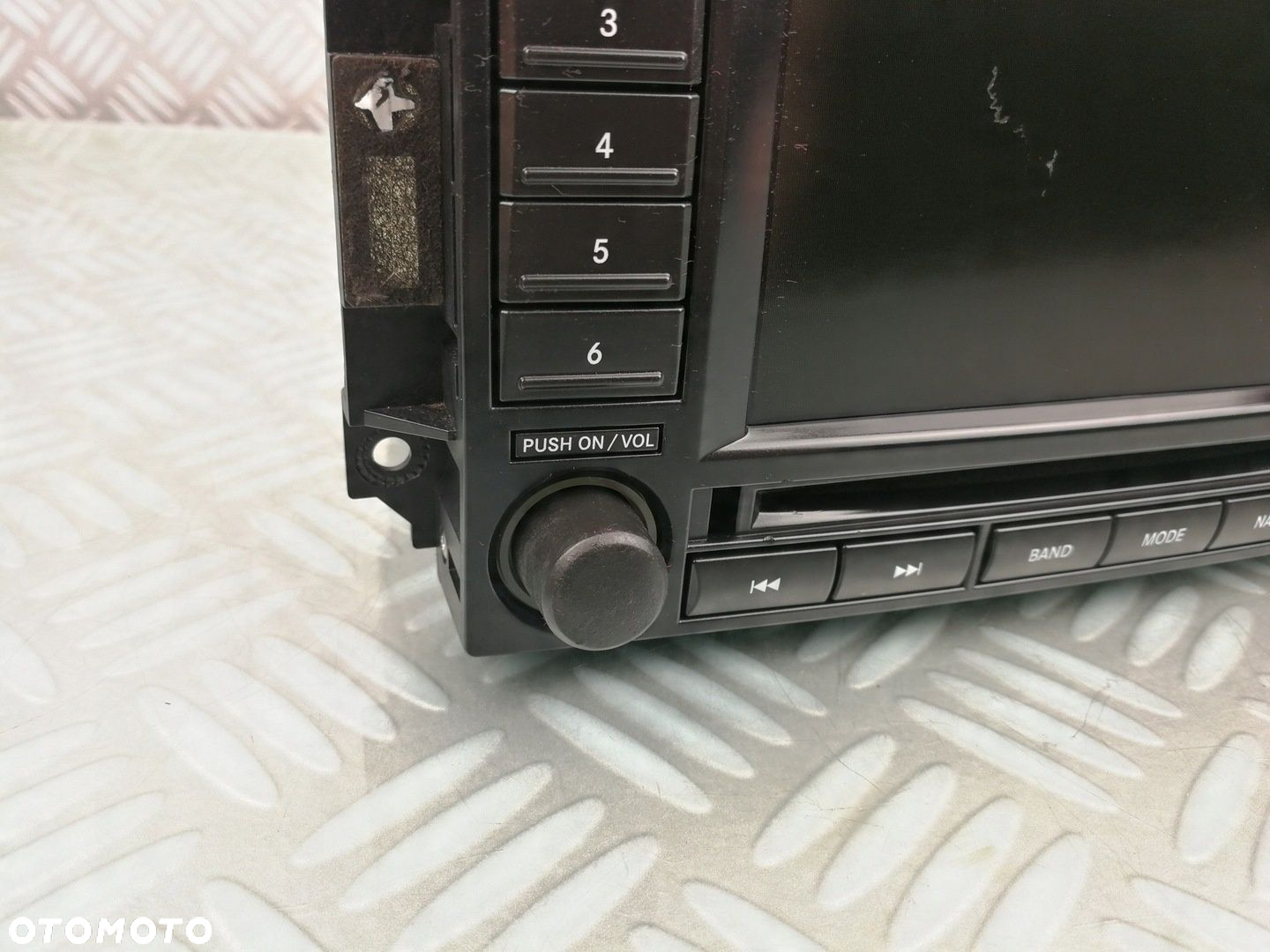 P05091508AF radio fabryczne nawigacja JEEP GRAND CHEROKEE WK 2005-2010 EURO - 6
