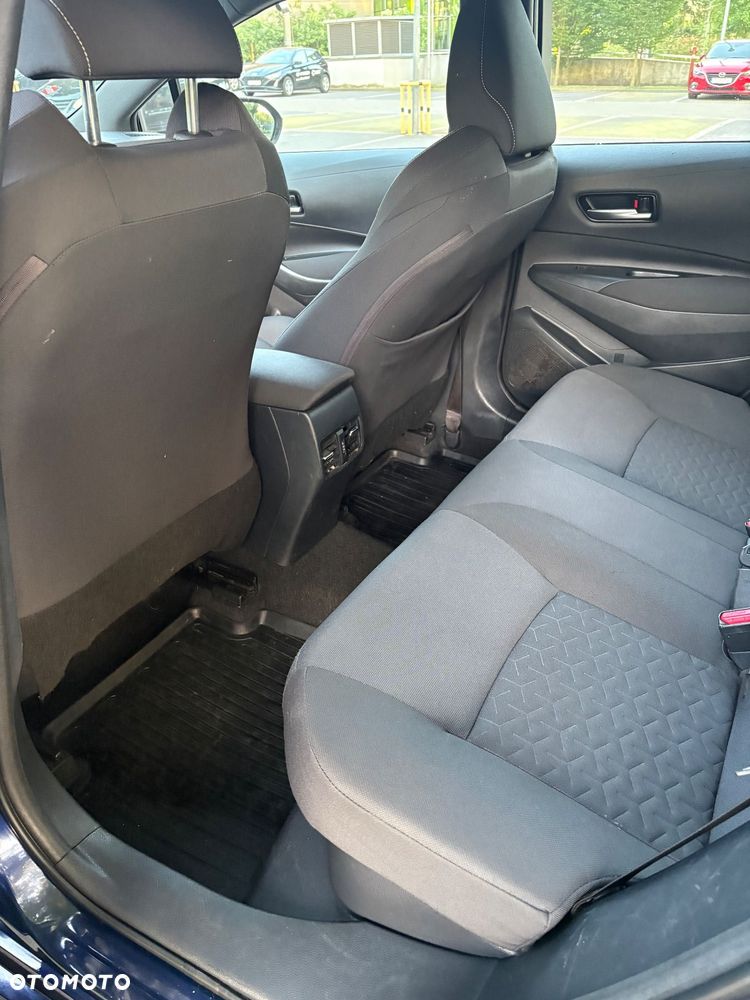 Toyota Corolla 2.0 Hybrid Comfort - 18