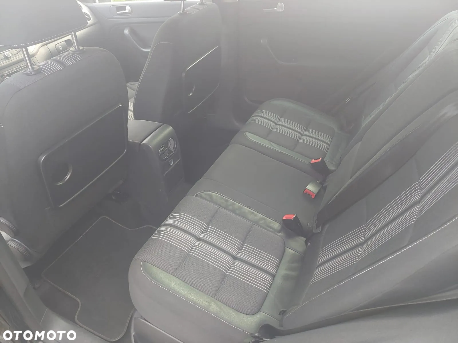 Volkswagen Golf Plus - 9
