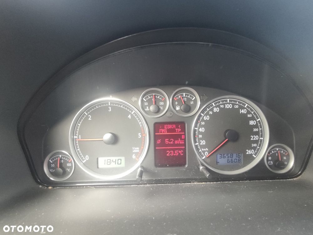 Volkswagen Sharan - 7