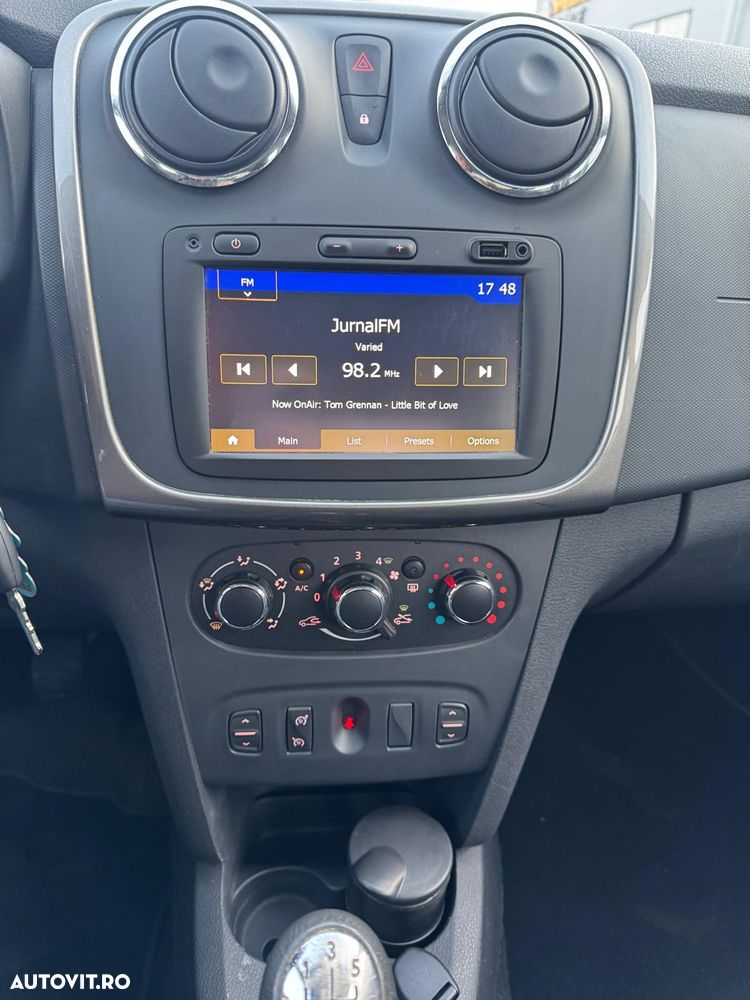 Dacia Sandero TCe 90 S&S Celebration - 14