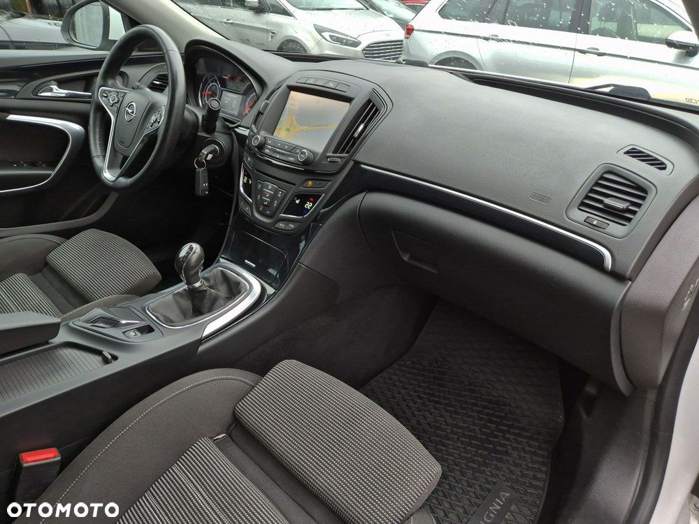 Opel Insignia - 28