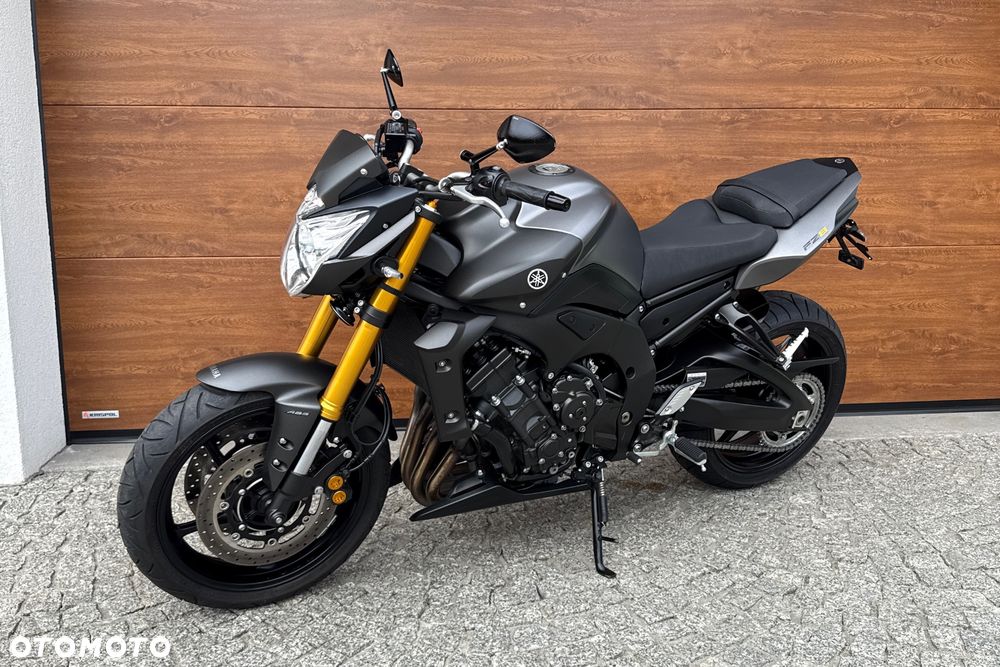 Yamaha FZ8 - 20