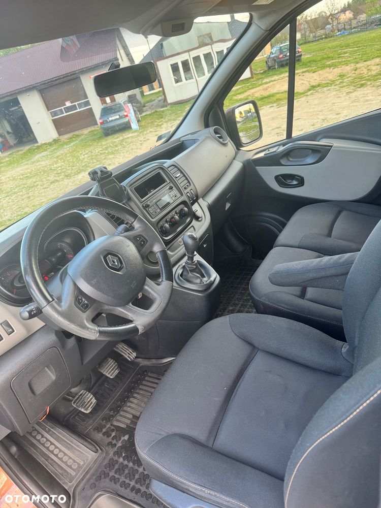 Renault Trafic Grand 1.6 dCi - 12