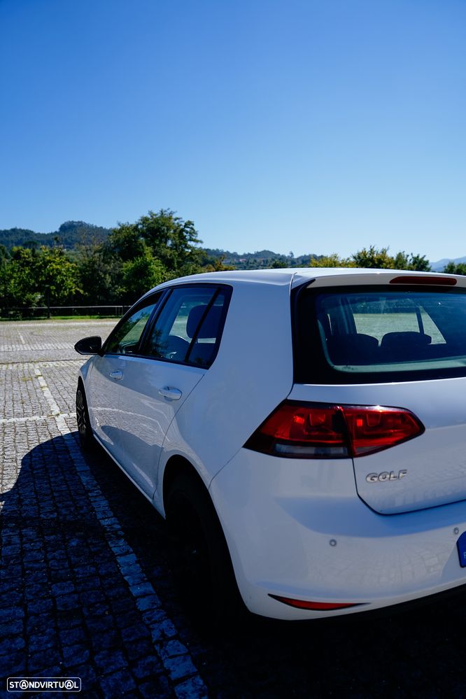 VW Golf - 8