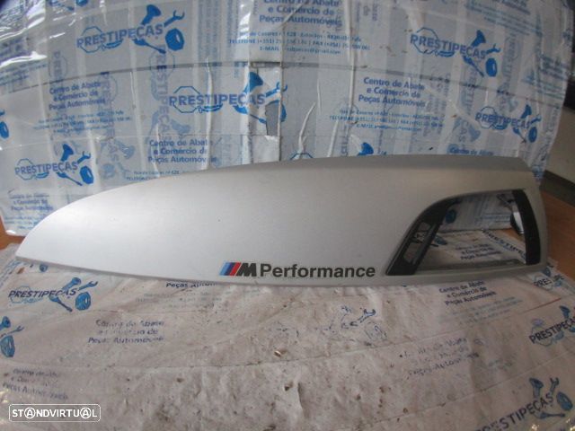 Grelha Friso 51459205364 BMW F20 2016 116D 115CV 3P PRETO DRT GRE PAINEL ESQ - 1