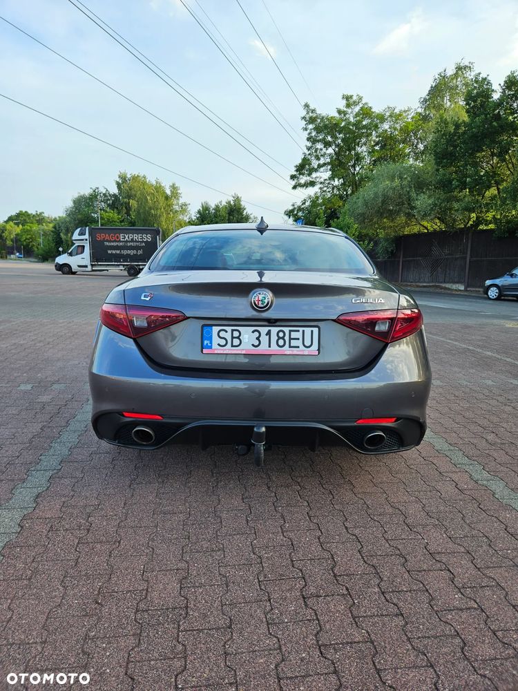Alfa Romeo Giulia 2.0 Turbo Veloce Q4 - 6