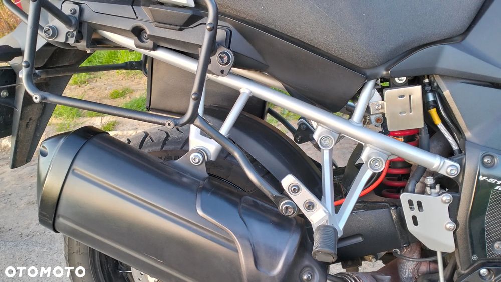 Suzuki V-STROM - 5