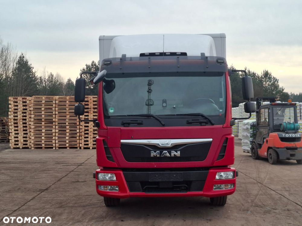 MAN TGL 12.220 - 4