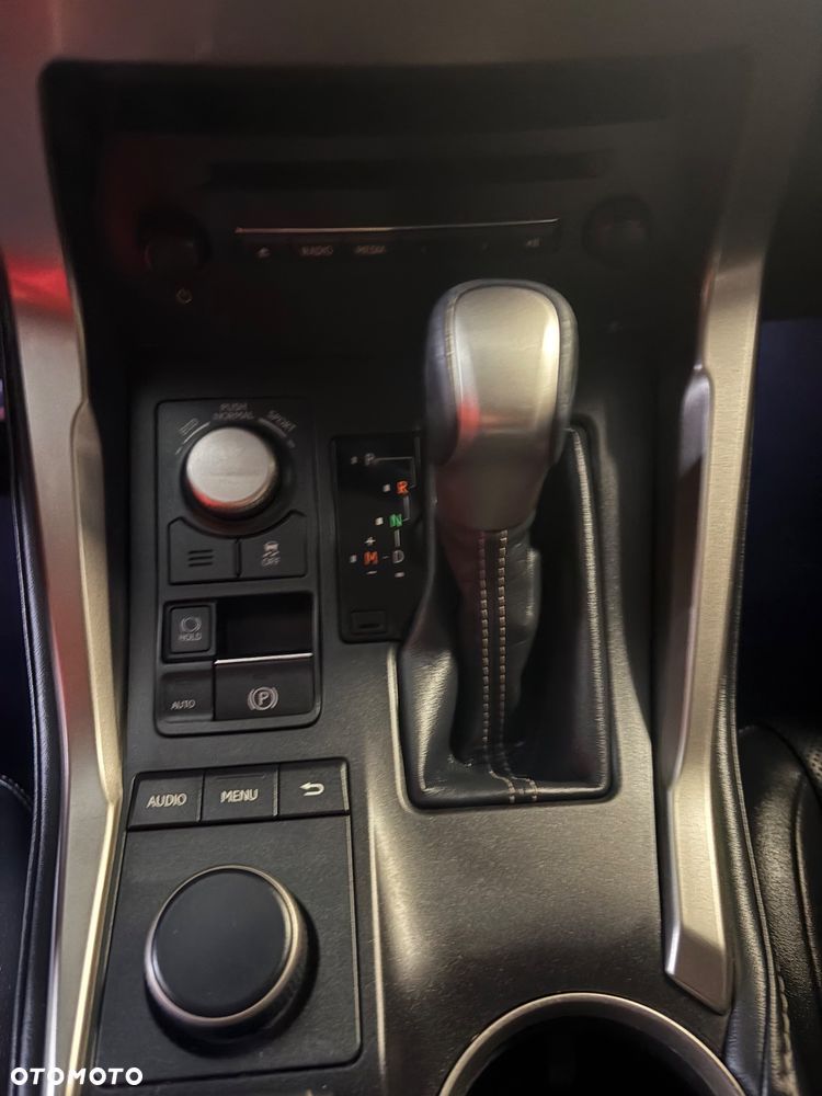 Lexus NX 200t Comfort AWD - 12