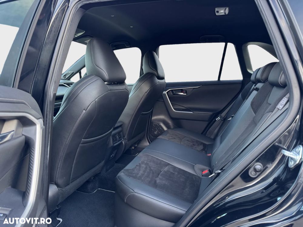 Toyota RAV4 2.5 4x4 Black Edition - 10