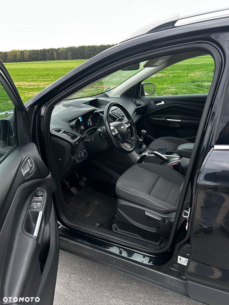 Ford Kuga 1.6 EcoBoost 2x4 Individual - 16