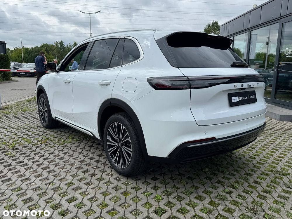 Geely Starray EM-i 1.5 PHEV Max - 4