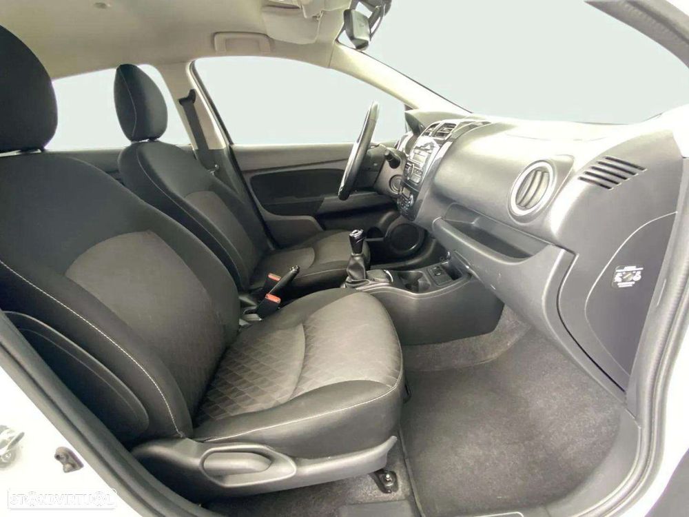 Mitsubishi Space Star 1.2 Intense - 10