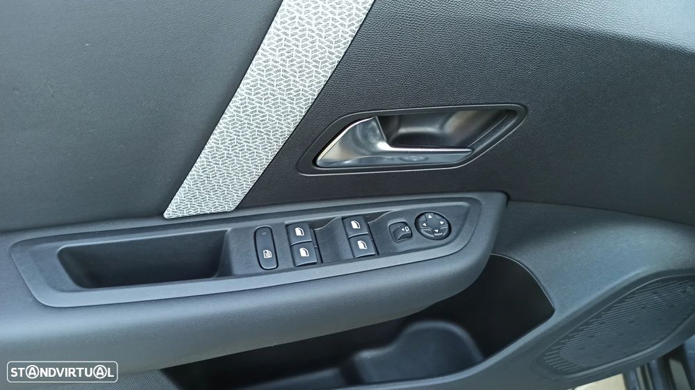 Citroën e-C4 X Shine Pack - 21