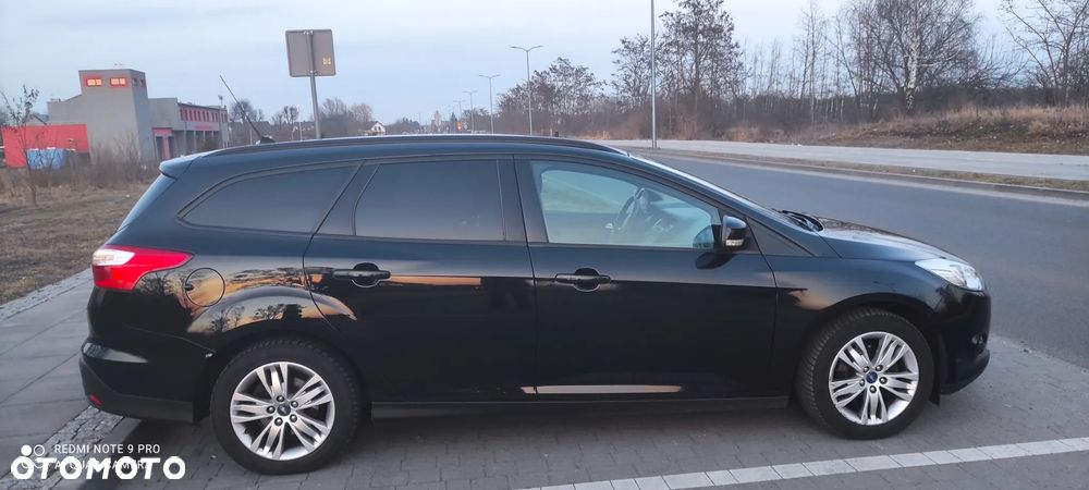 Ford Focus 1.0 EcoBoost Start-Stopp-System SYNC Edition - 24