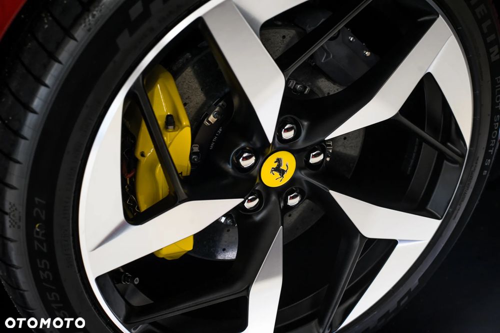 Ferrari 12Cilindri - 8