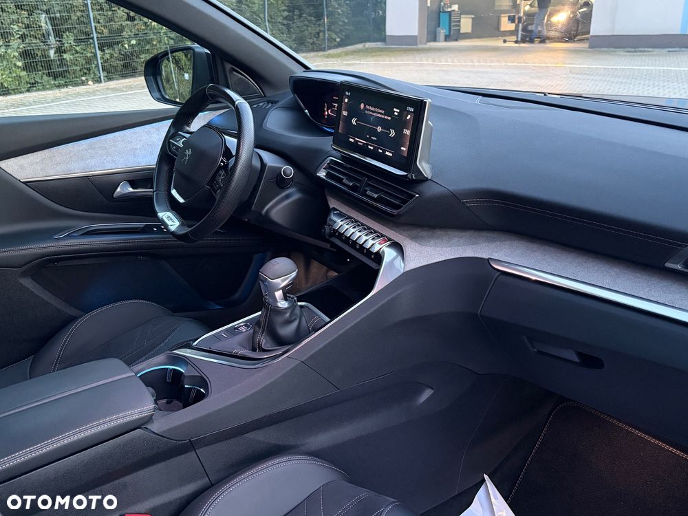 Peugeot 5008 1.5 BlueHDi GT S&S - 16