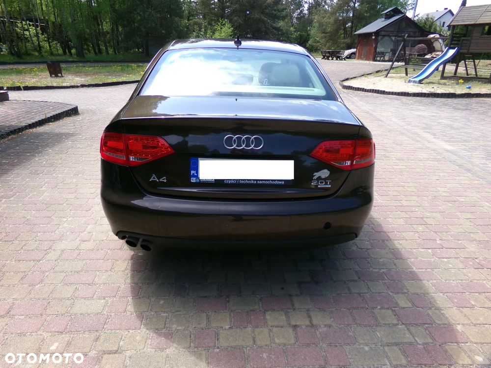 Audi A4 Limousine 2.0 TFSI quattro S tronic Attraction - 8