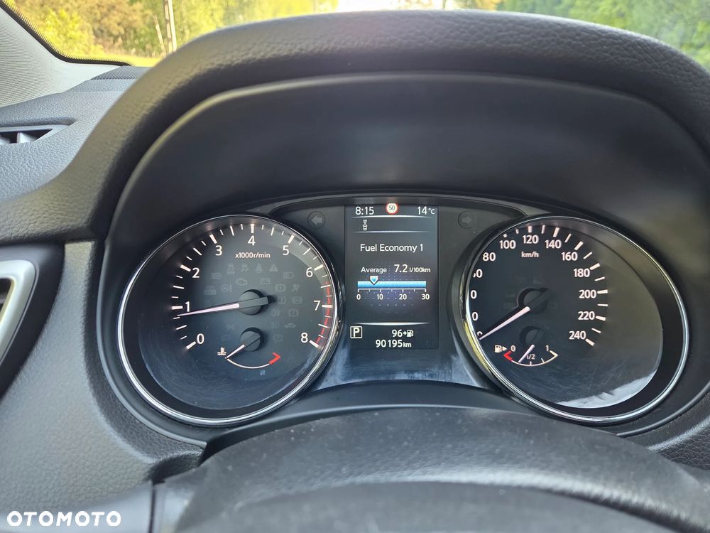 Nissan Qashqai 1.2 DIG-T Tekna Xtronic - 19