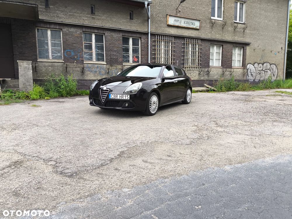 Alfa Romeo Giulietta 2.0 JTDM Distinctive - 11