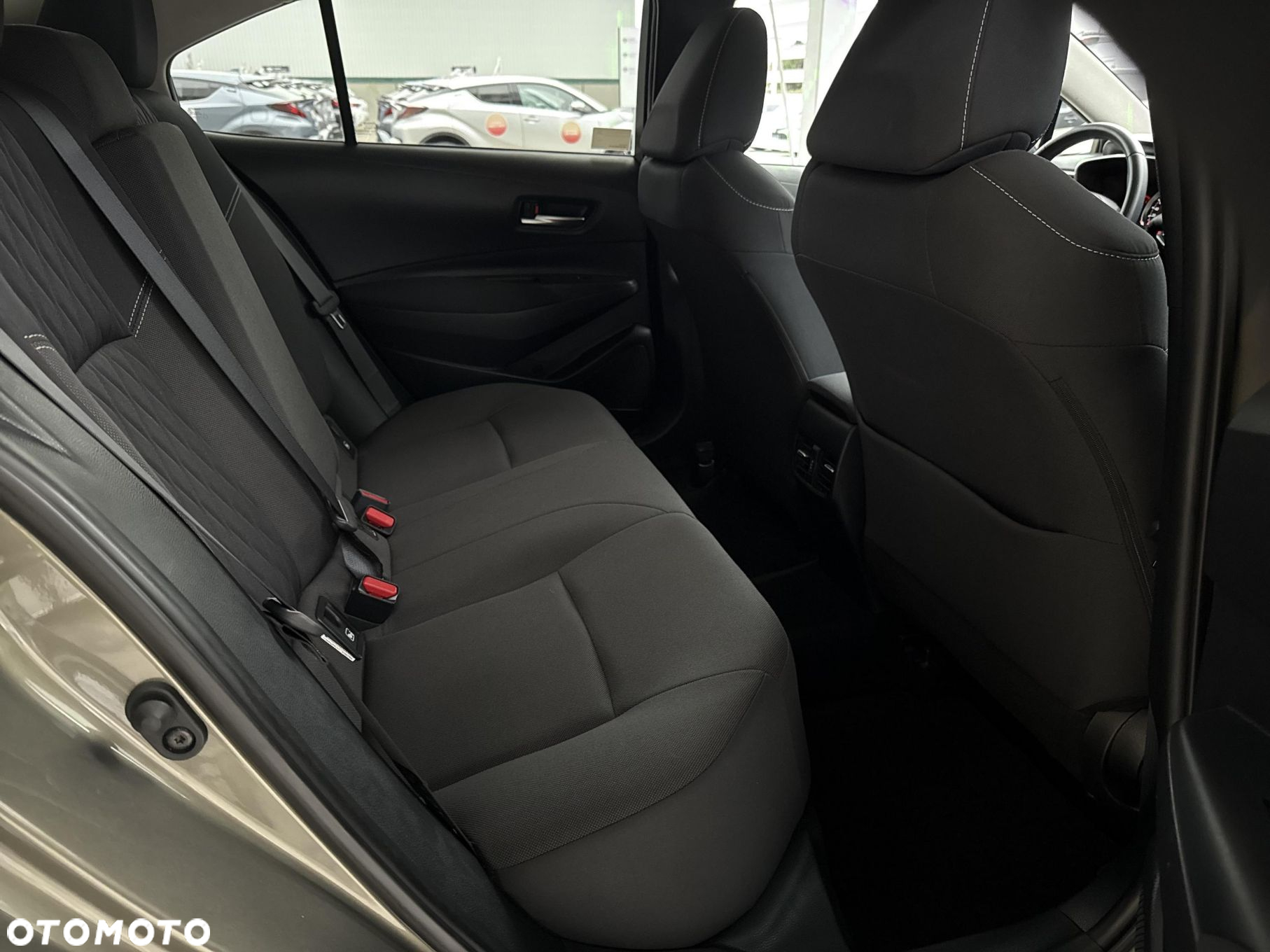Toyota Corolla - 10