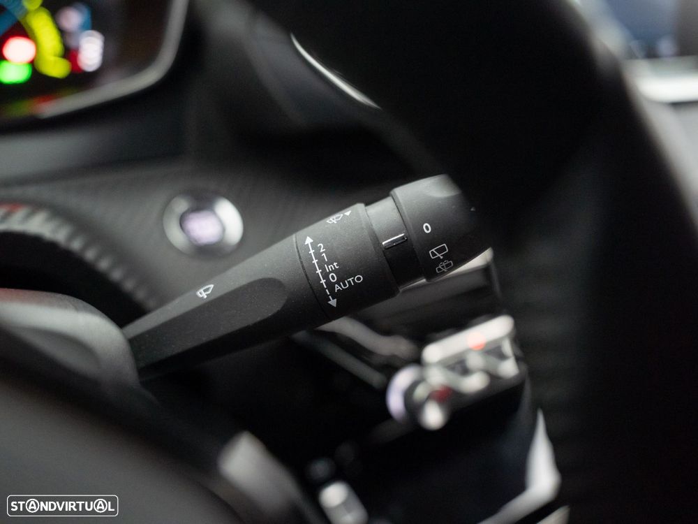 Peugeot e-208 50 kWh Allure - 23