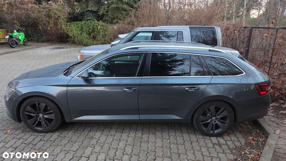 Skoda Superb ver-2-0-tdi-dsg-premium-edition - 3