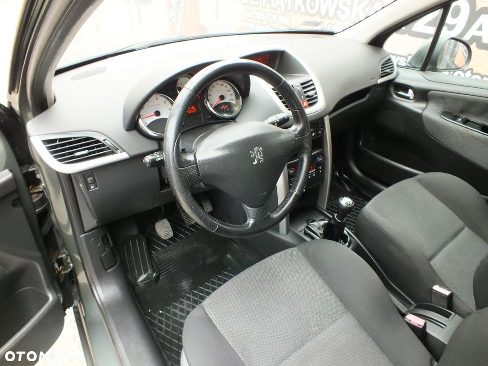 Peugeot 207 - 5
