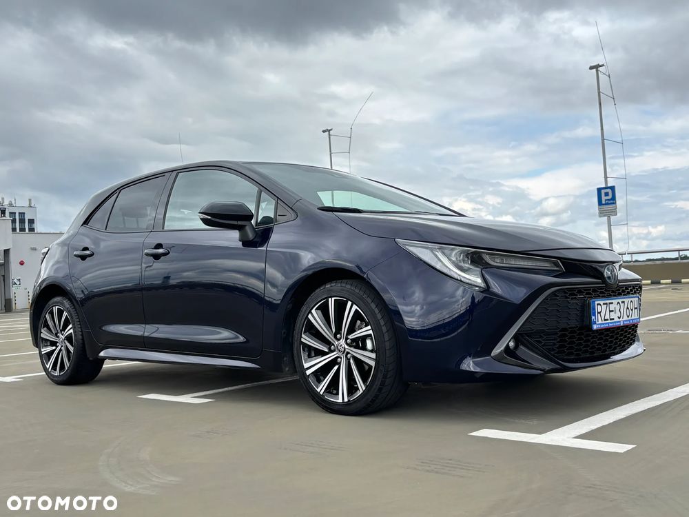 Toyota Corolla 1.8 Hybrid Executive - 12