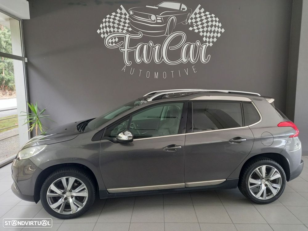Peugeot 2008 1.2 PureTech Allure - 2