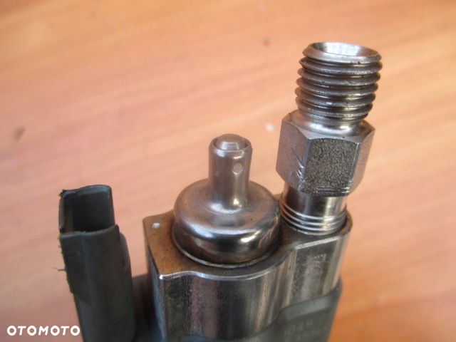 BMW F10 E90 N43 BMW1 N53 WTRYSKIWACZ 7589048 07 08 - 9