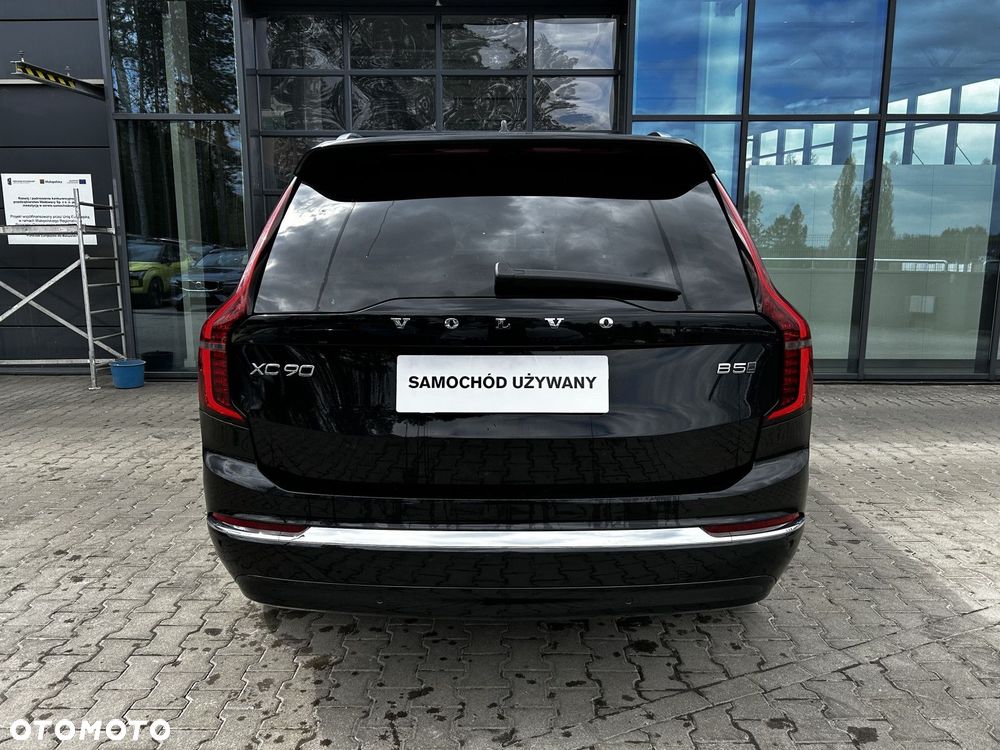 Volvo XC 90 - 7