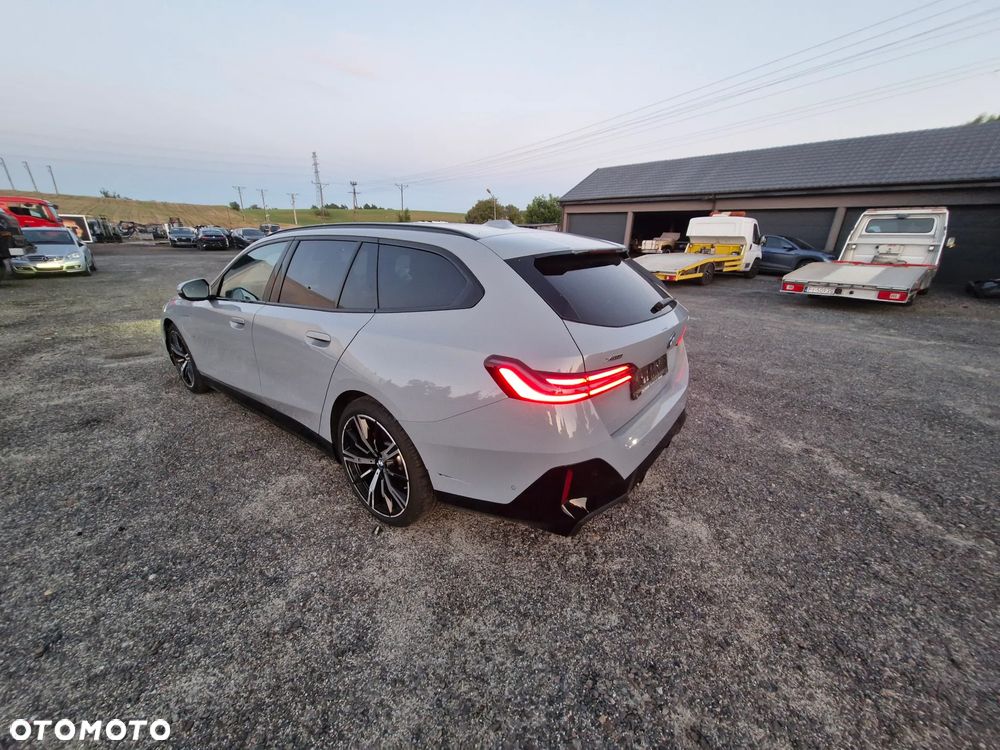 BMW Seria 5 530e xDrive - 5