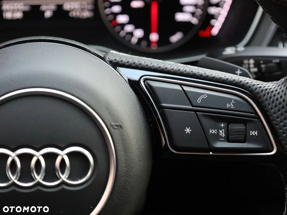 Audi A4 Limousine 40 TFSI S tronic - 23