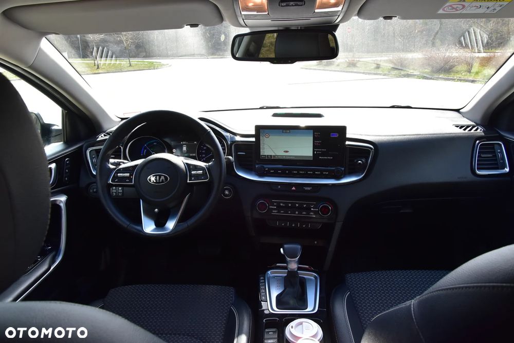 Kia Ceed 1.6 GDI DCT OPF Platinum Edition - 8