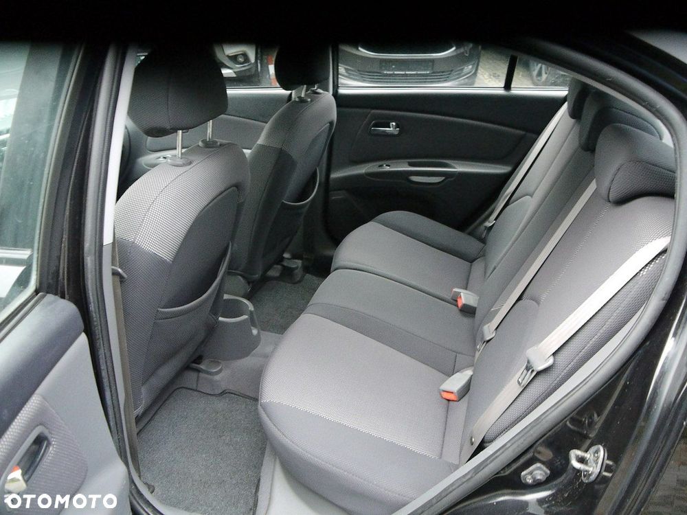 Kia Rio 1.4 (abs swo) / Comfort - 24