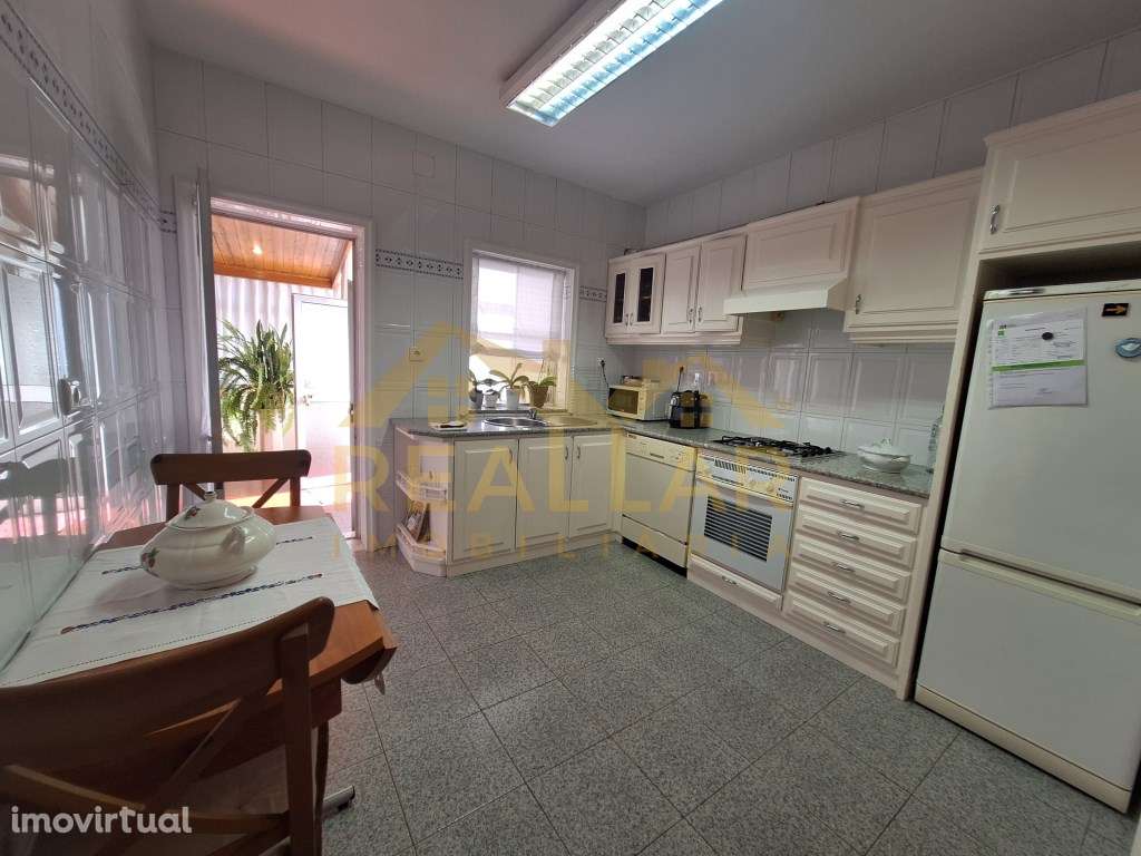 Apartamento T3 no Centro da Póvoa de Varzim - Grande imagem: 3/29