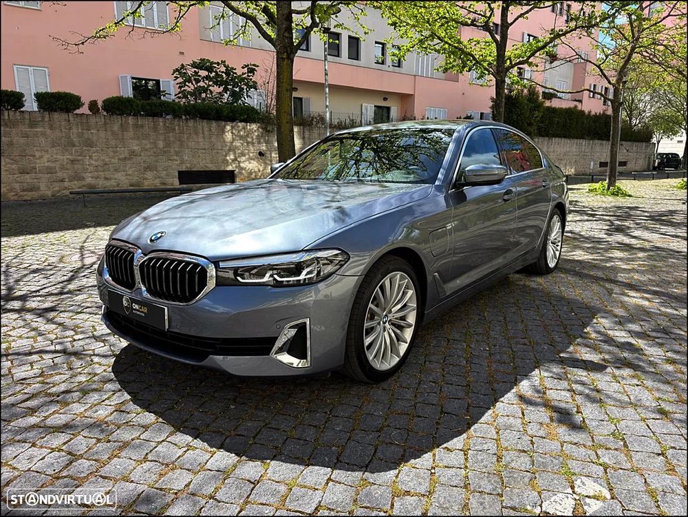 BMW 530 e Line Luxury - 9