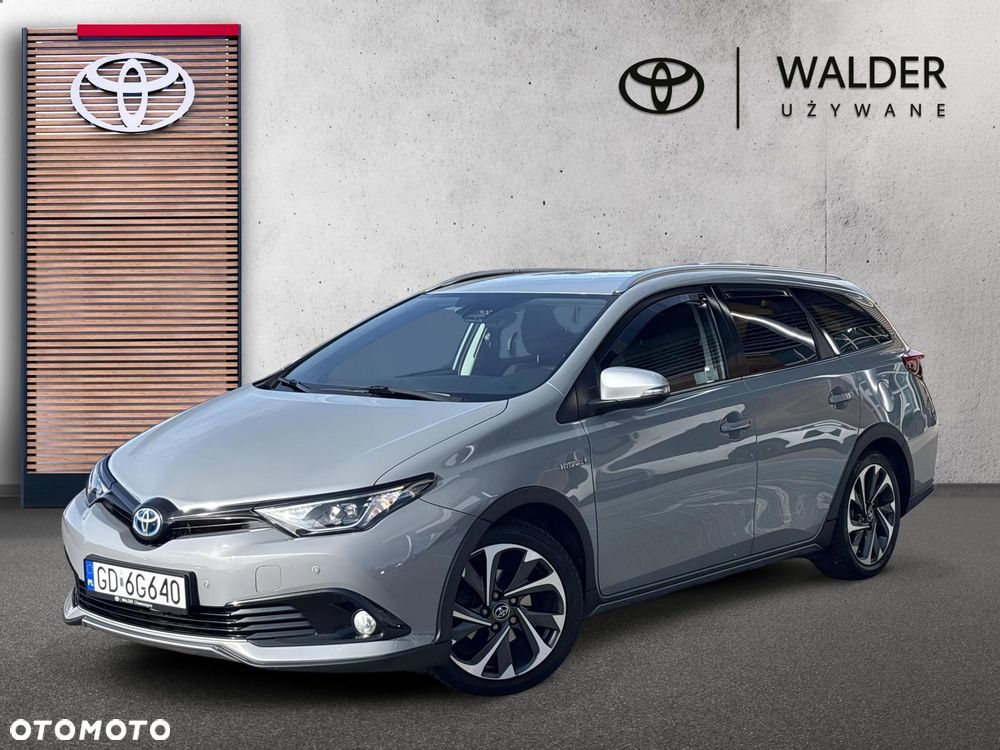 Toyota Auris - 1